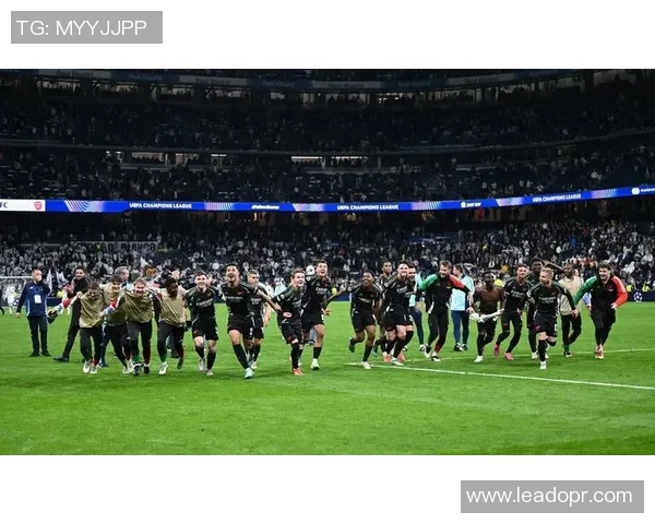 切尔西与马竞激战正酣詹俊解读比赛精彩瞬间与战术博弈