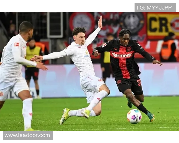 德甲焦点战拜仁慕尼黑迎战沙尔克04期待精彩对决与进球盛宴